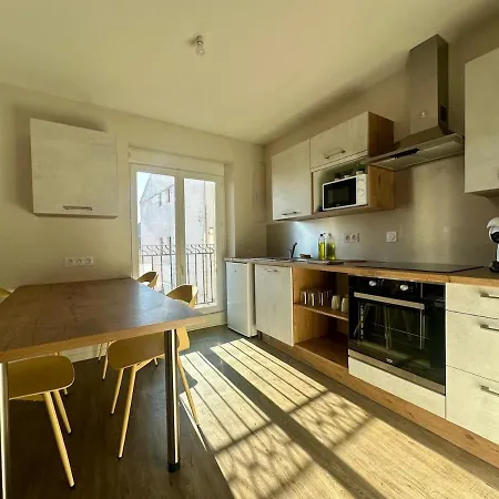 Apartment Le Premier Pas, Depart Du Saint Jacques *